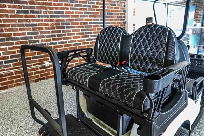 Vivid V4 White 4P Back Seats