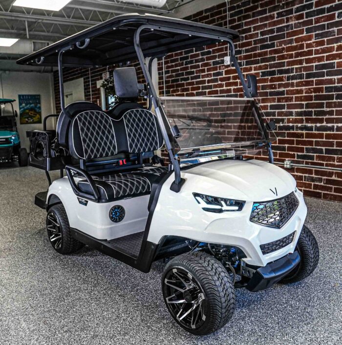 Vivid V4 White 4P Front Angle
