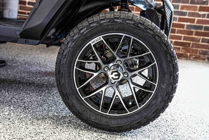 Silver Venom Strike Lifted 6S Rim