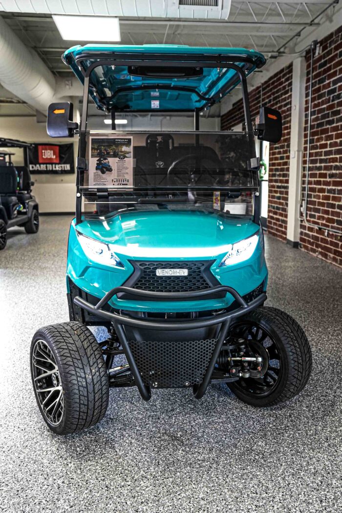 Teal Venom 4P Teal Front Wheels Turned