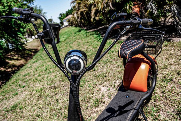 Eriderr-Escooter-Orange Headlight and Front